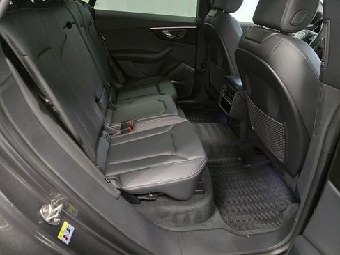 Used 2025 Audi Q8 Premium Plus w/ Premium Plus Package image 20