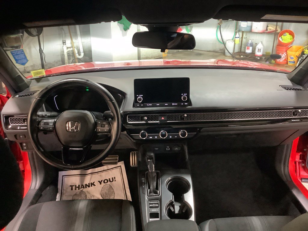 Used 2023 Honda Civic Sport image 19