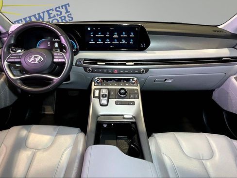 Used 2025 Hyundai Palisade SEL FWD image 8