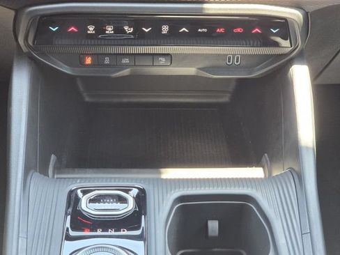 New 2026 Jeep Cherokee Limited AWD/4WD image 15