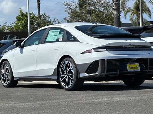 New 2025 Hyundai Ioniq 6 SEL image 6