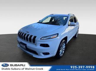 Used 2017 Jeep Cherokee Overland w/ Technology Group AWD/4WD video 1