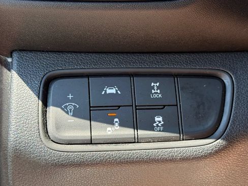 Used 2019 Hyundai Santa Fe SE AWD/4WD image 28