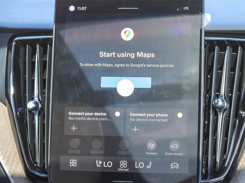 New 2026 Volvo XC60 B5 Plus w/ Climate Package PRO image 45