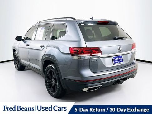 Used 2023 Volkswagen Atlas SE w/ Panoramic Sunroof Package image 5