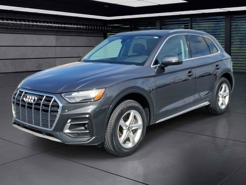 Certified 2023 Audi Q5 2.0T Premium w/ Convenience Package AWD/4WD image 1