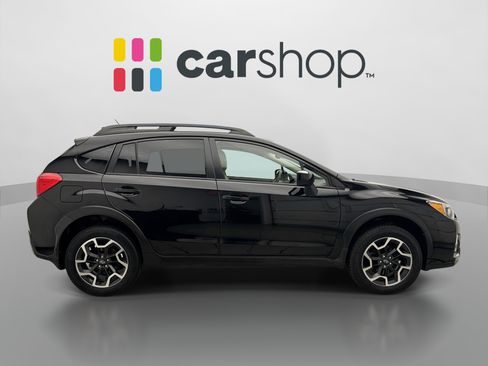 Used 2016 Subaru Crosstrek 2.0i Premium w/ Moonroof Package AWD/4WD image 6
