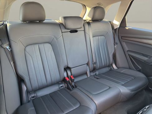 Used 2021 Audi Q5 2.0T Premium Plus w/ Premium Plus Package image 18