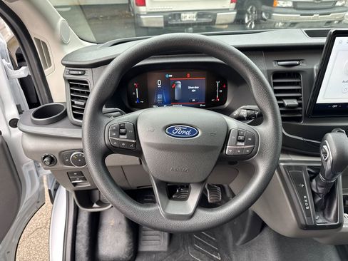 New 2026 Ford Transit 250 148 Medium Roof w/ Load Area Protection Package RWD image 48