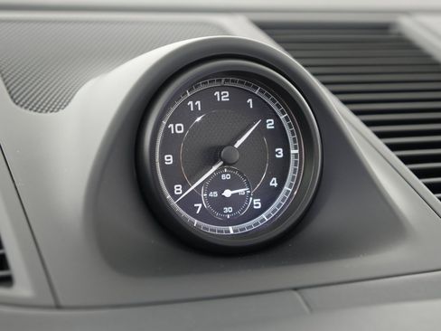 Certified 2023 Porsche Macan S image 24