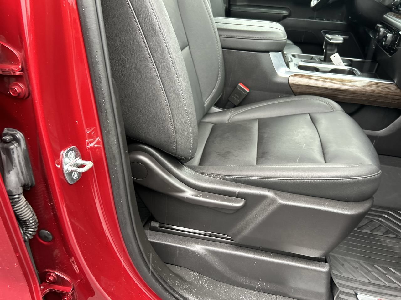 Used 2023 Chevrolet Silverado 1500 LT Trail Boss w/ Convenience Package II AWD/4WD image 18
