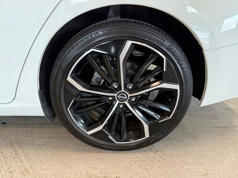 Used 2024 Nissan Altima 2.5 SR FWD image 30
