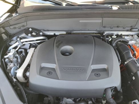 Used 2023 Volvo XC90 T8 Ultimate w/ Protection Package Premier image 25