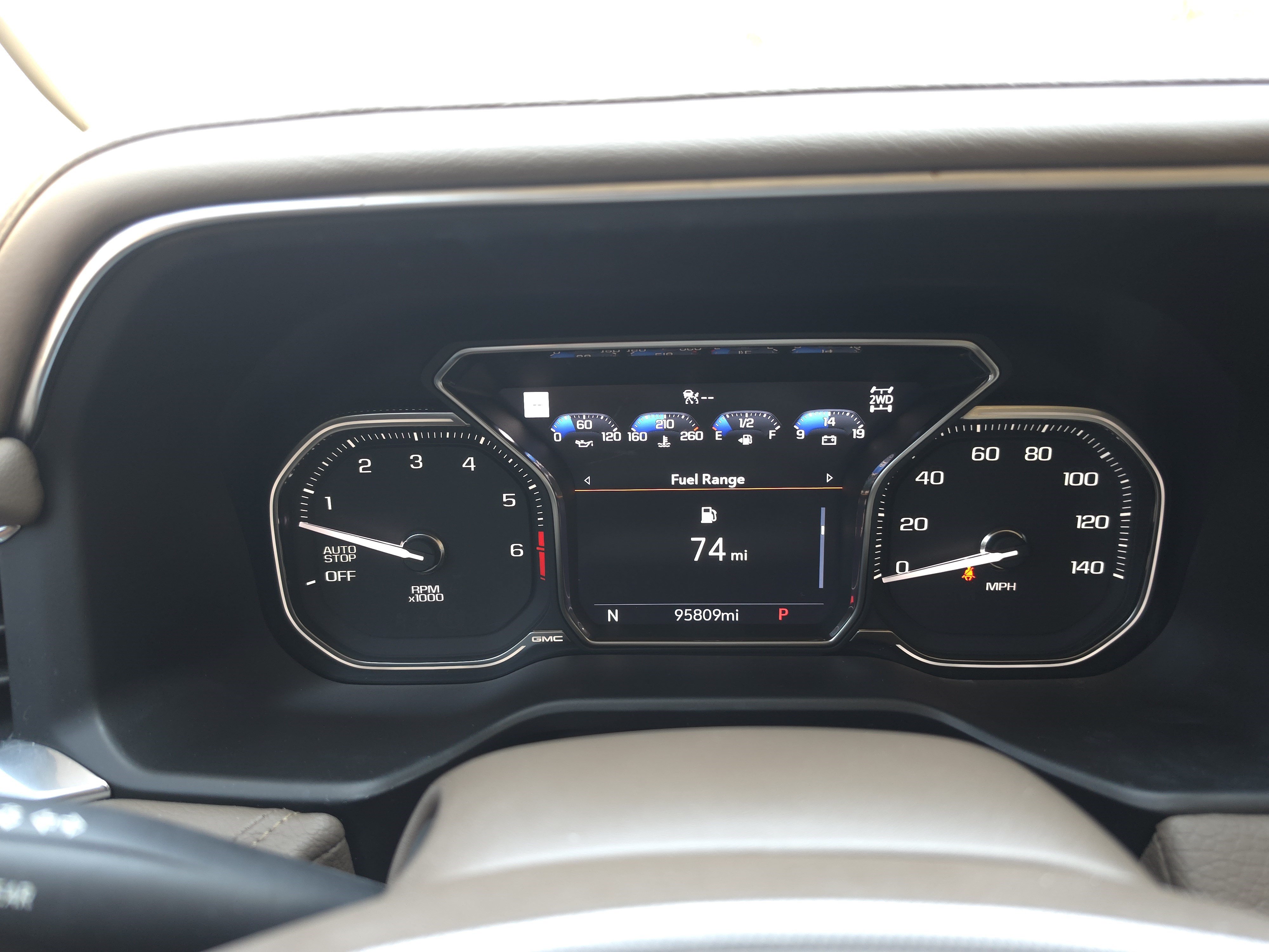Used 2021 GMC Yukon Denali w/ Denali Premium Package AWD/4WD image 15