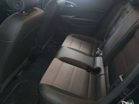 Used 2024 Chevrolet Trax LT w/ Sunroof Package FWD image 21