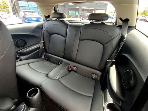 Certified 2024 MINI Cooper SE image 28