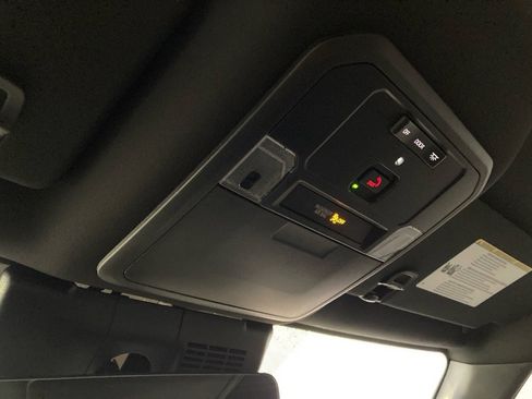 Certified 2025 Toyota Tacoma SR5 image 29