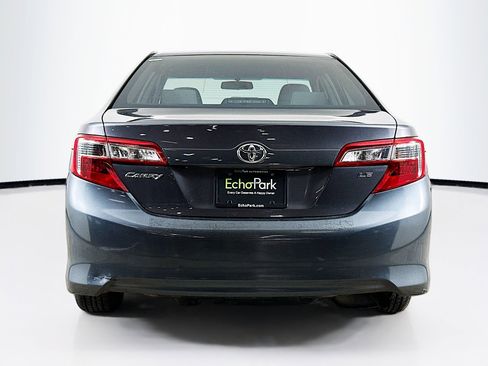 Used 2014 Toyota Camry LE image 7
