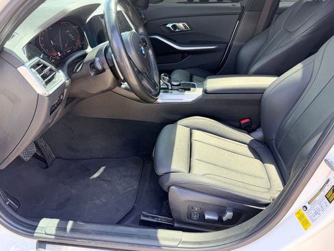 Used 2020 BMW 330i Sedan w/ Convenience Package RWD image 16