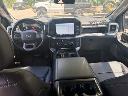 Used 2021 Ford F150 Lariat AWD/4WD image 3