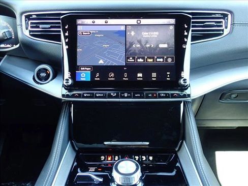 New 2026 Jeep Grand Wagoneer 4WD image 18