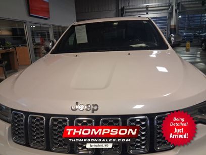 Used 2017 Jeep Grand Cherokee Overland
