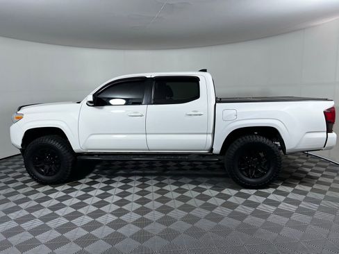 Used 2021 Toyota Tacoma SR w/ SR Convenience Package RWD image 8