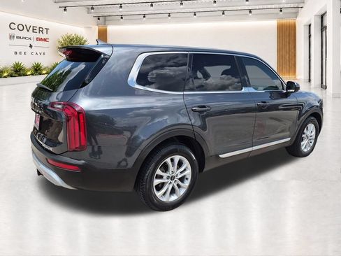 Used 2022 Kia Telluride LX FWD image 10
