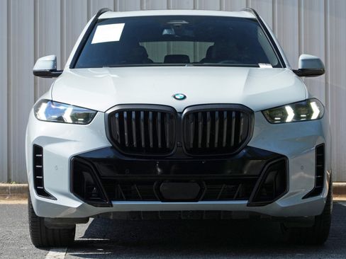 Used 2024 BMW X5 sDrive40i w/ M Sport Package RWD image 7