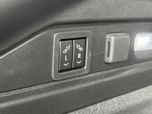 Used 2024 Cadillac Lyriq Sport AWD/4WD image 10