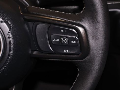 Used 2023 Jeep Gladiator Willys image 22