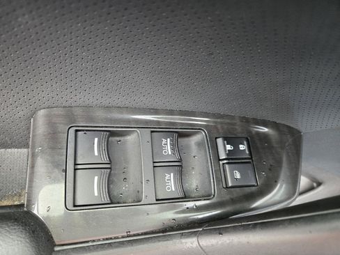 Used 2013 Acura TSX Sedan FWD image 13