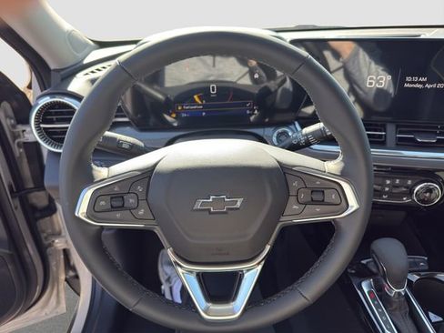 Used 2026 Chevrolet Trax ACTIV FWD image 10