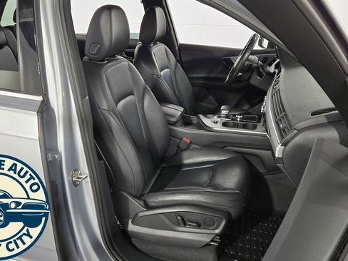 Used 2019 Audi Q7 2.0T Premium Plus w/ Premium Plus Package AWD/4WD image 39