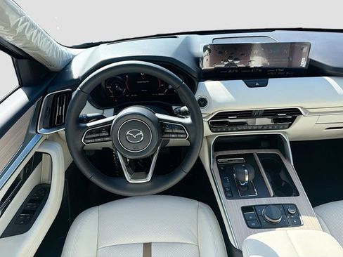 New 2026 MAZDA CX-90 Plug-In Hybrid w/ Premium Plus image 17