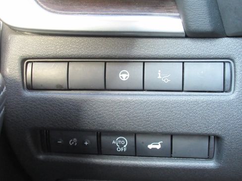 Used 2024 Nissan Rogue Platinum w/ Platinum Premium Package AWD/4WD image 22