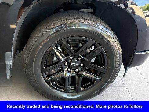Used 2023 Chevrolet Silverado 1500 Custom w/ LPO, Dark Essentials Package RWD image 19