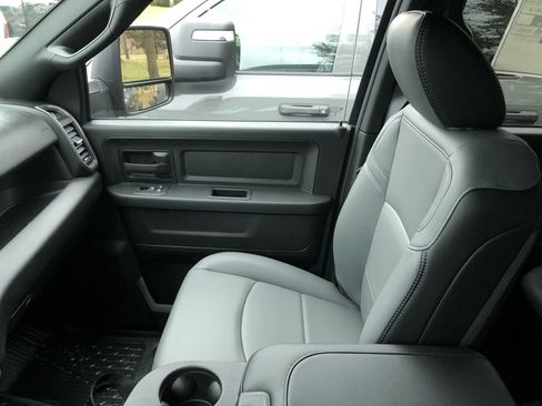 New 2026 RAM 3500 Tradesman w/ Chrome Appearance Group image 21