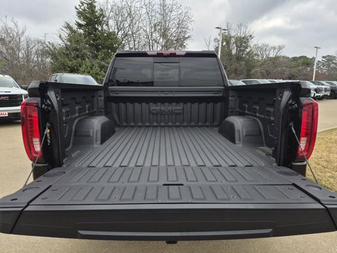 New 2026 GMC Sierra 1500 AT4 w/ AT4 Premium Package image 7