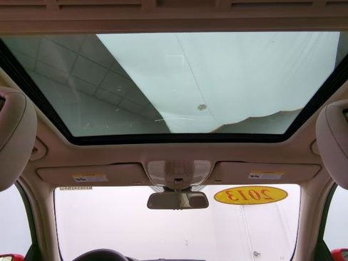 Used 2013 Mercedes-Benz C 300 4MATIC Sedan image 23