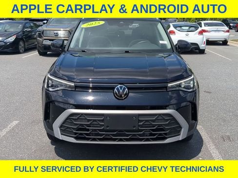 Used 2025 Volkswagen Taos SE AWD/4WD image 13
