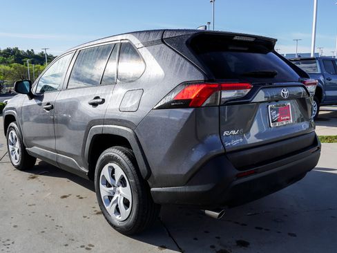 Certified 2024 Toyota RAV4 LE AWD/4WD image 6