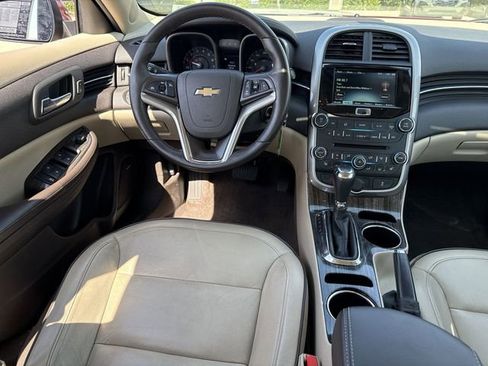 Used 2014 Chevrolet Malibu LTZ image 10