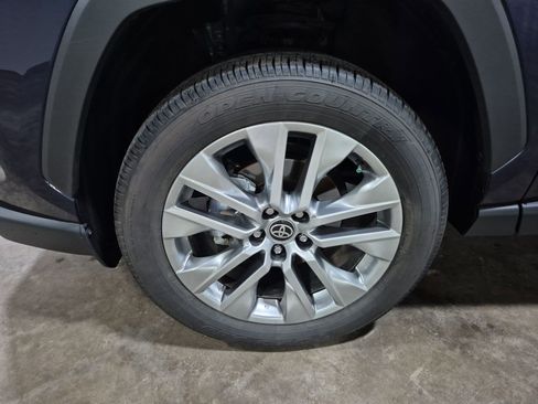 Used 2025 Toyota RAV4 XLE Premium w/ Weather Package image 33