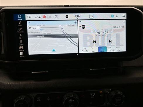 Certified 2024 Jeep Gladiator Sport image 9