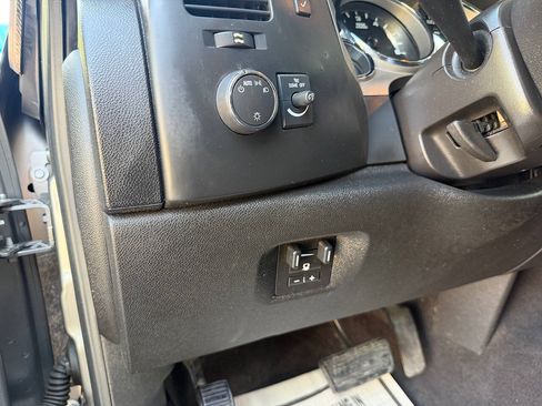 Used 2013 Chevrolet Silverado 1500 LT w/ All-Star Edition AWD/4WD image 22