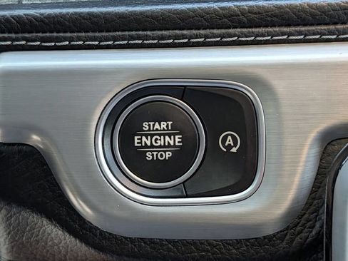Used 2019 Mercedes-Benz G 550 w/ Exclusive Interior Package image 28