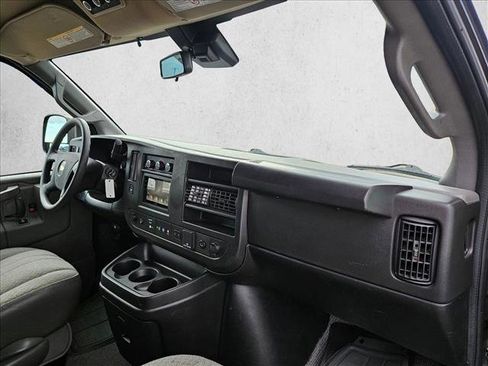 Certified 2024 Chevrolet Express 2500 LT w/ LT Preferred Equipment Group image 20