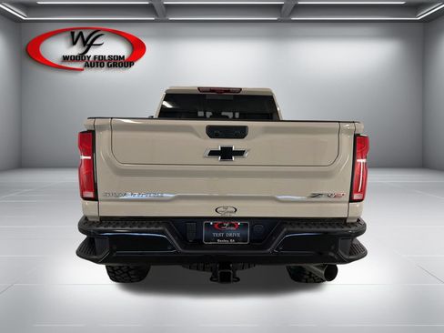 New 2026 Chevrolet Silverado 2500 ZR2 AWD/4WD image 8