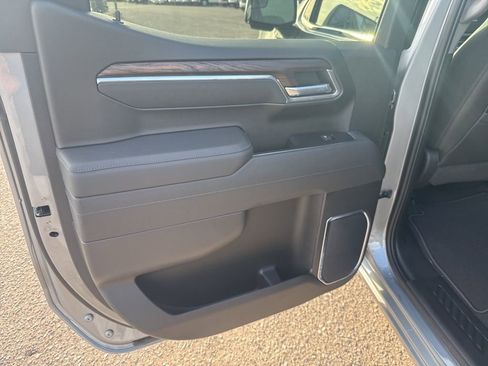 New 2026 GMC Sierra 1500 SLT w/ X31 Off-Road Package AWD/4WD image 19